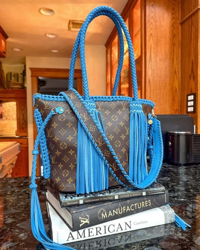 LV purse