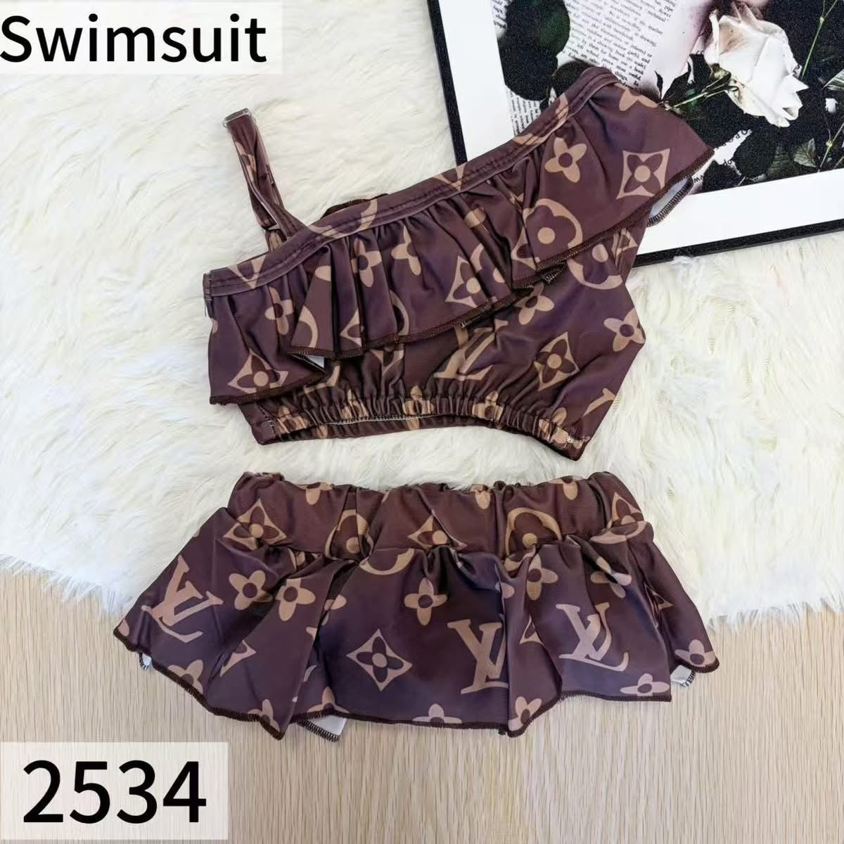Girls swimsuit