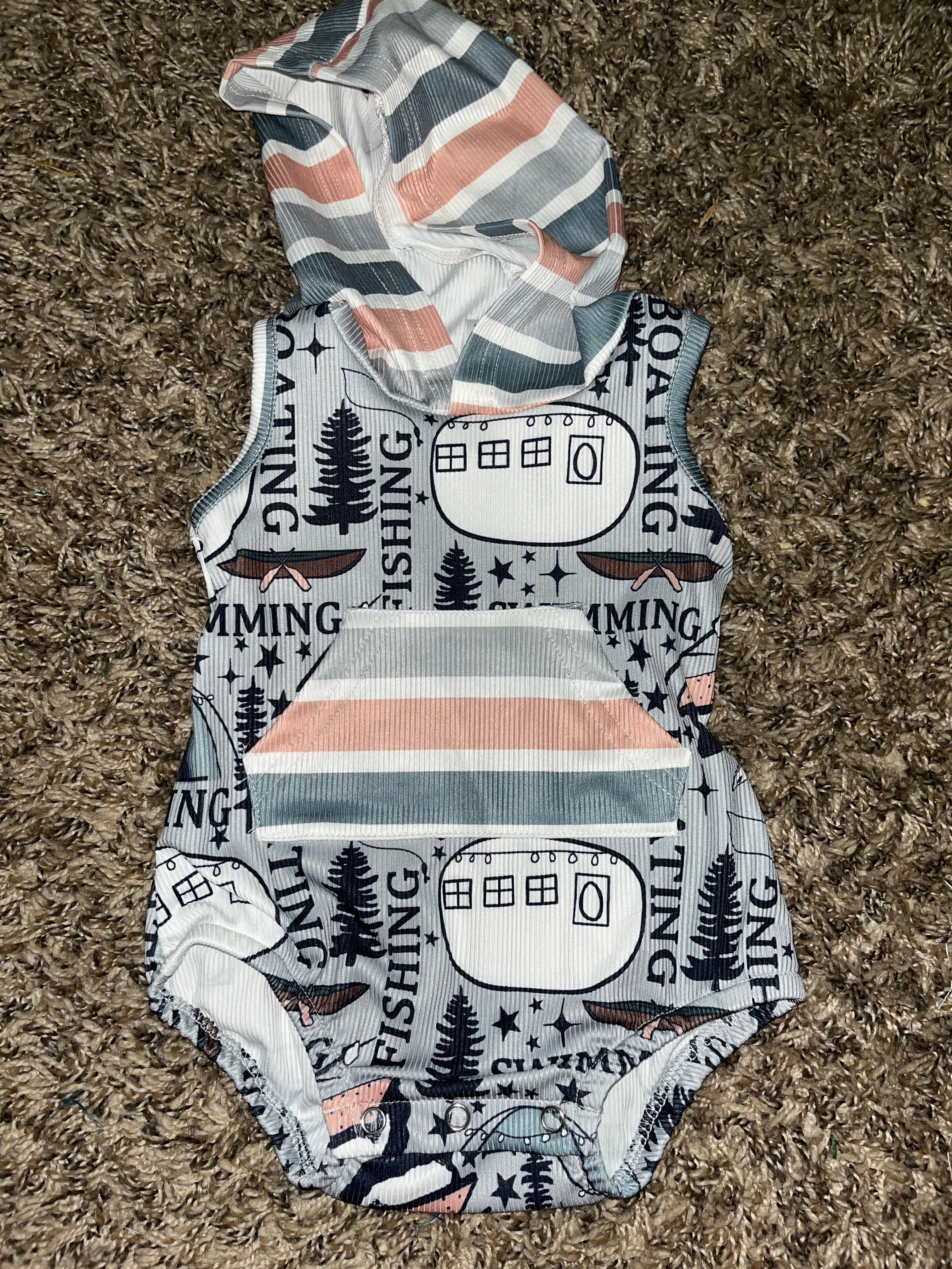 RTS 0-3m hooded onesie