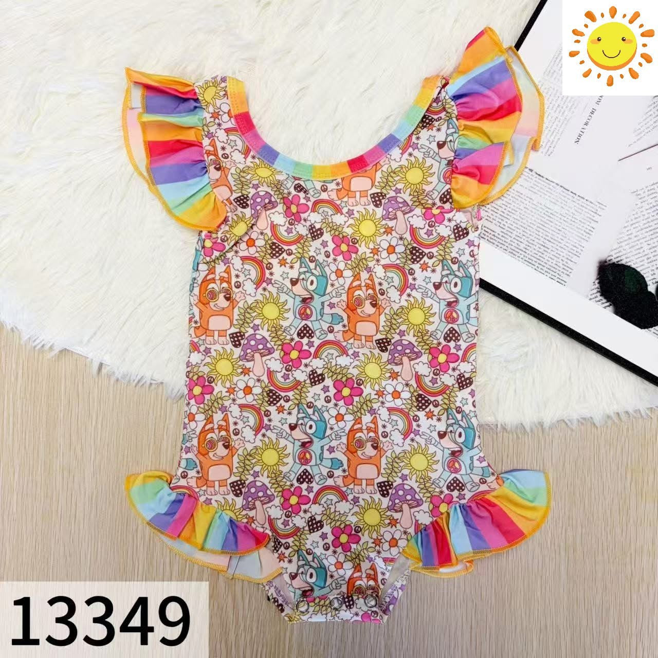 Girls swimsuit