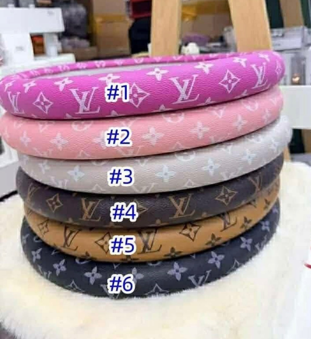 Steering wheel covers (standard)
