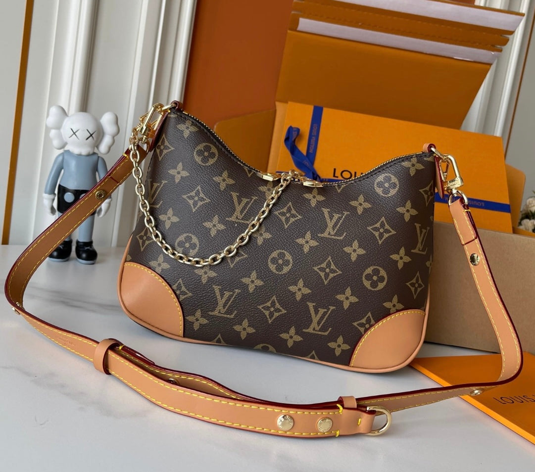 LV Purse 1:1 quality (size 27*16*10cm)