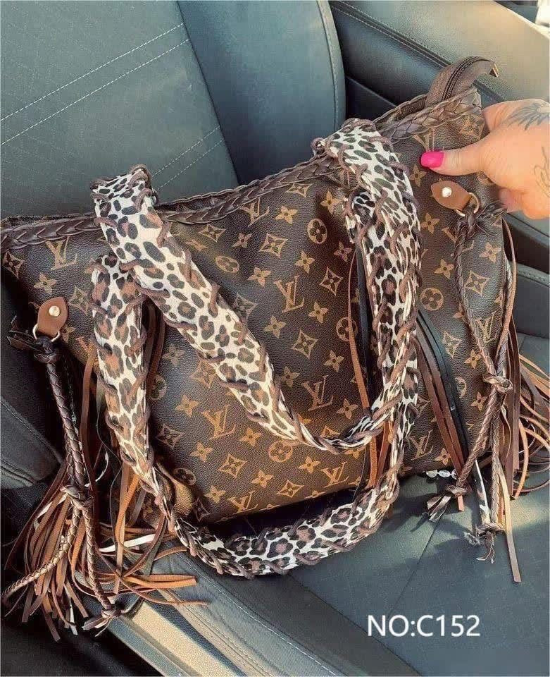 LV western purse