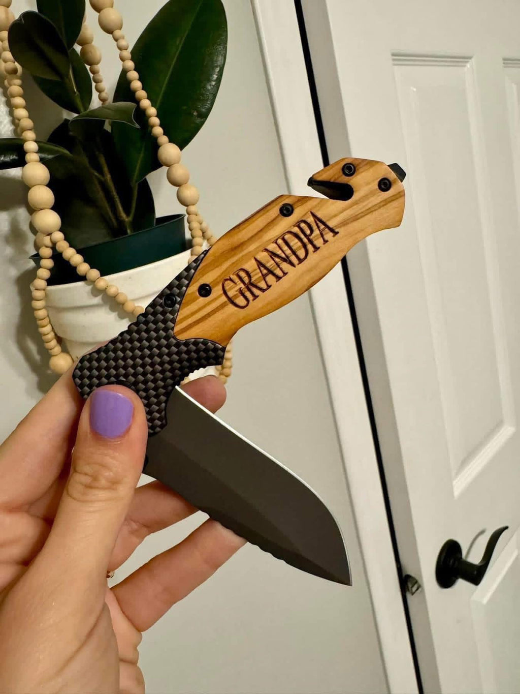 Custom pocket knife