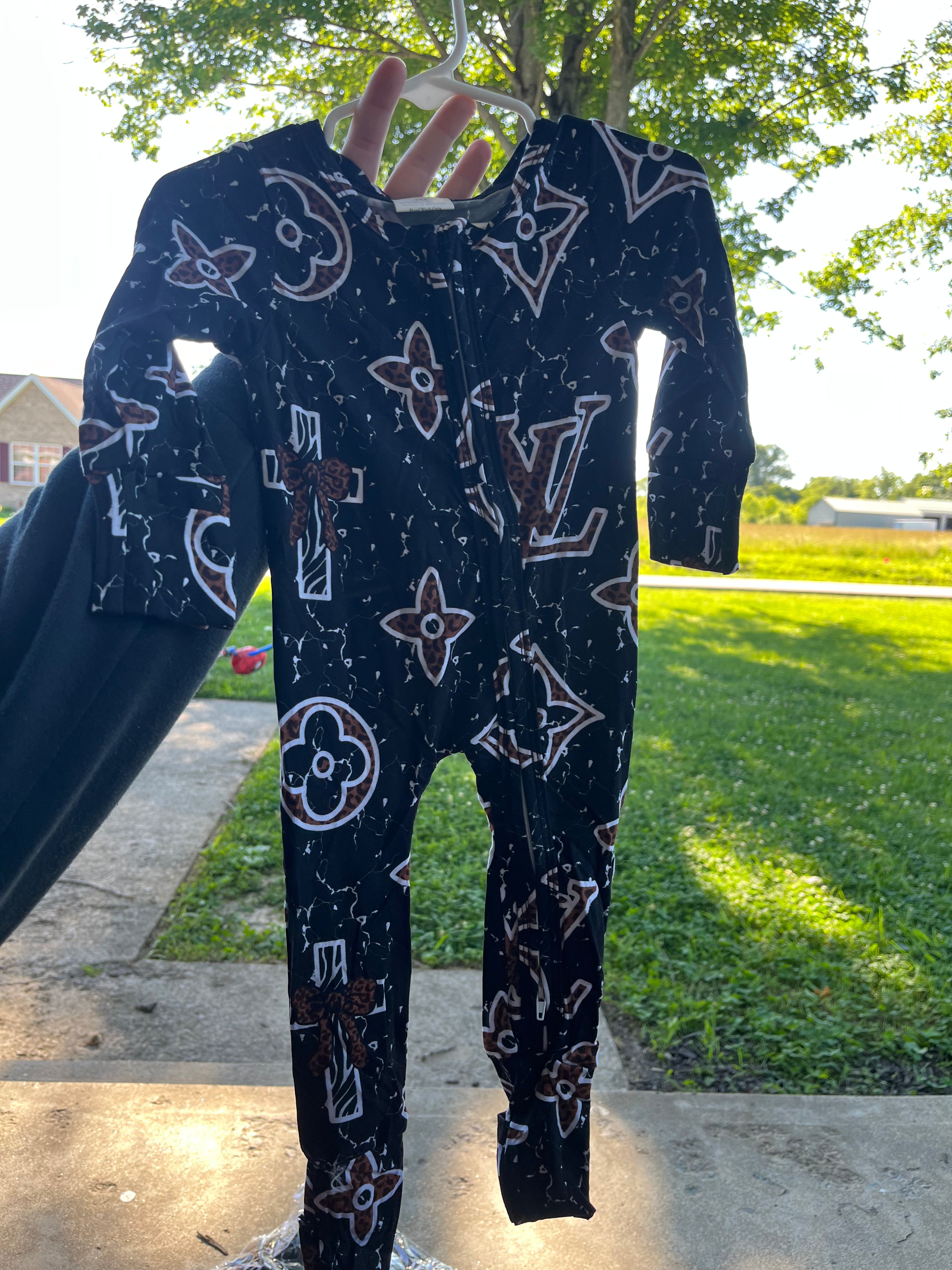 LV bamboo zippy
